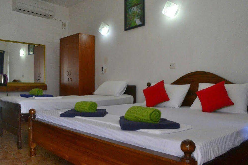 New Shangrela Beach Resort Ambalangoda  Zewnętrze zdjęcie